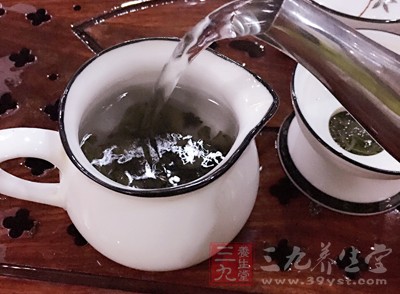 春茶是一年四季中好的茶葉，其中富含茶多酚