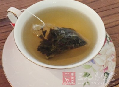 益母草煎水代茶飲