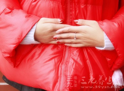 一般情况下女性到了40岁以后才会出现卵巢功能衰退的现象 一般情况下女性到了40岁以后才会出现卵巢功能衰退的现象