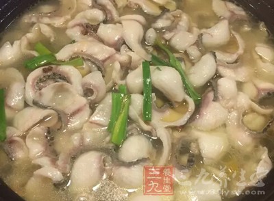 虽然也叫做豆腐，但是和大豆还真的没有一点亲戚关系