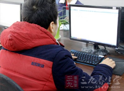 电脑的辐射对皮肤的损害很大