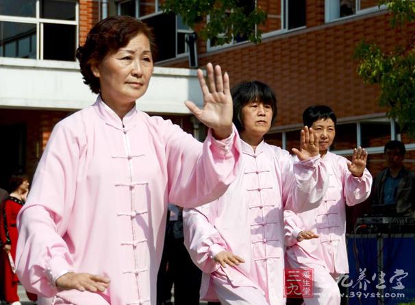 邱慧芳多高 个人图片