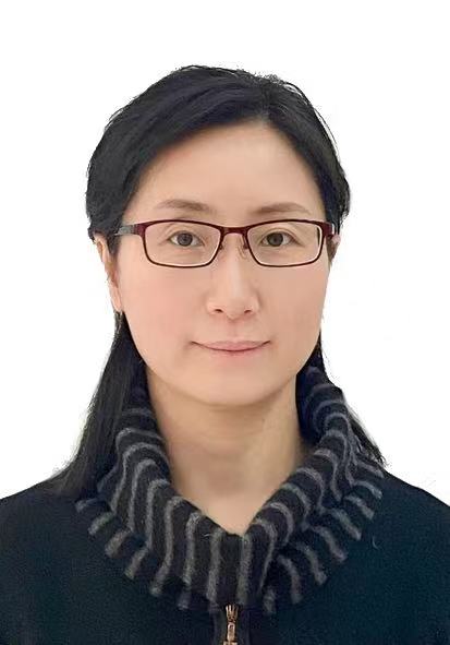侯君