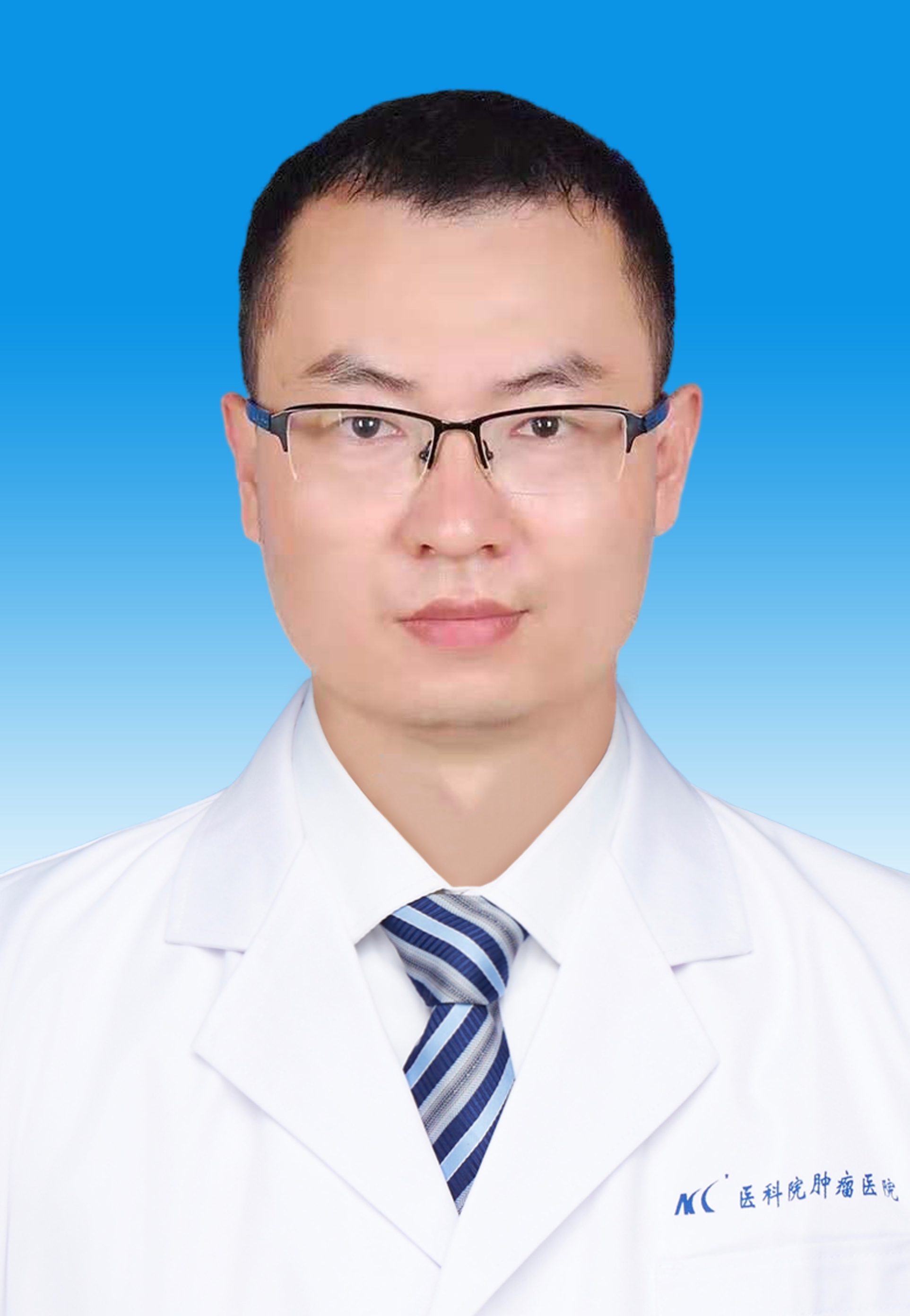 李亞威