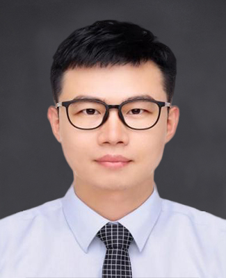 李名钊