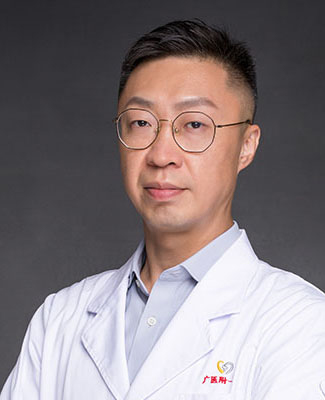 李卓毅