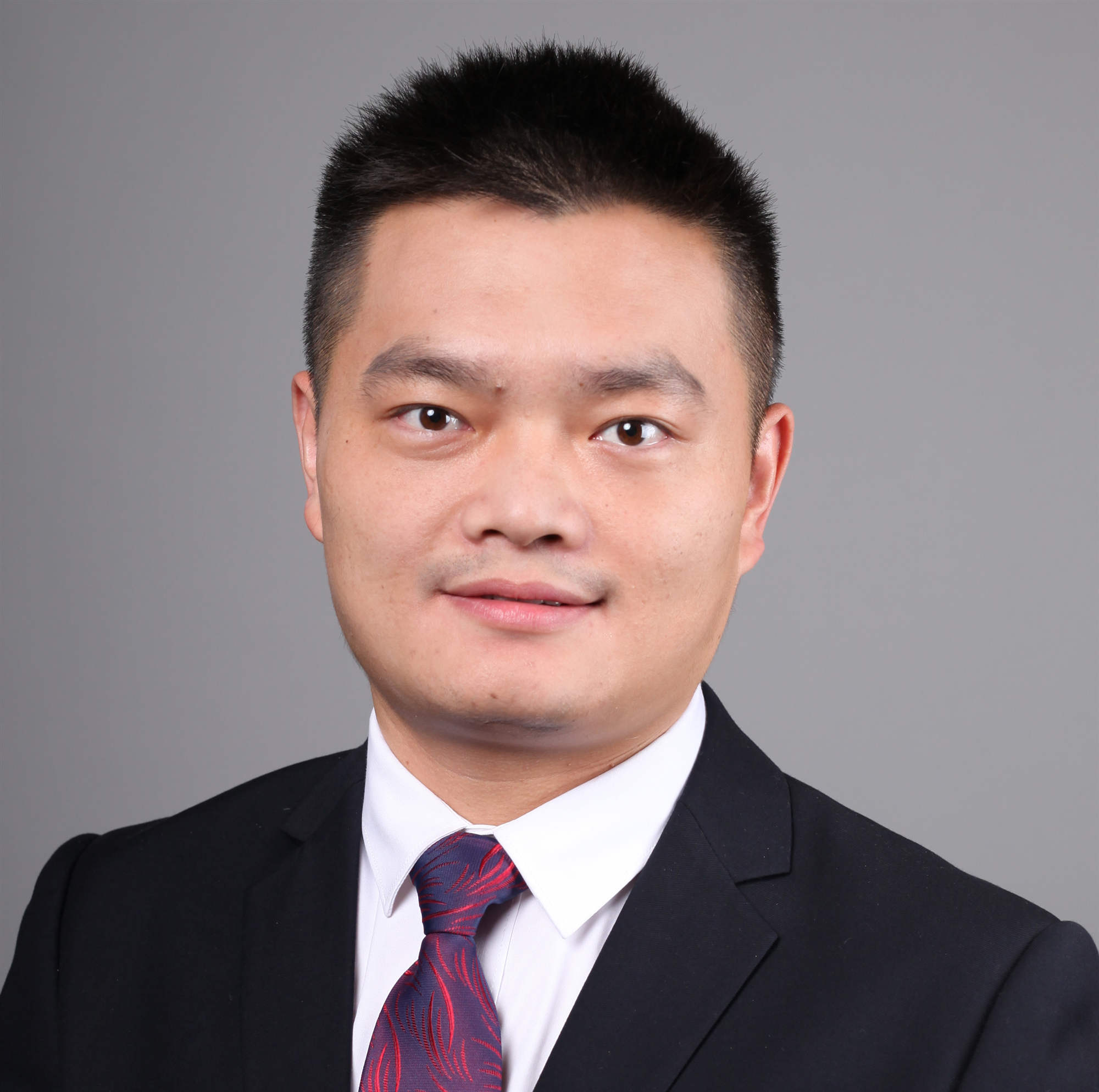 董毅