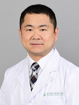 于長輝