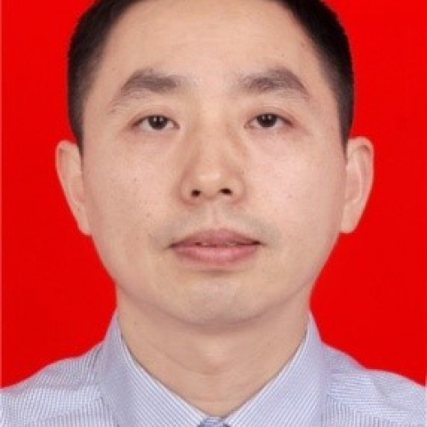 龍偉清