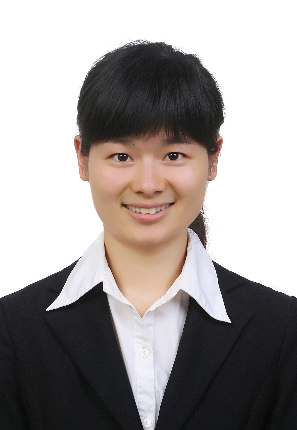 譚容容