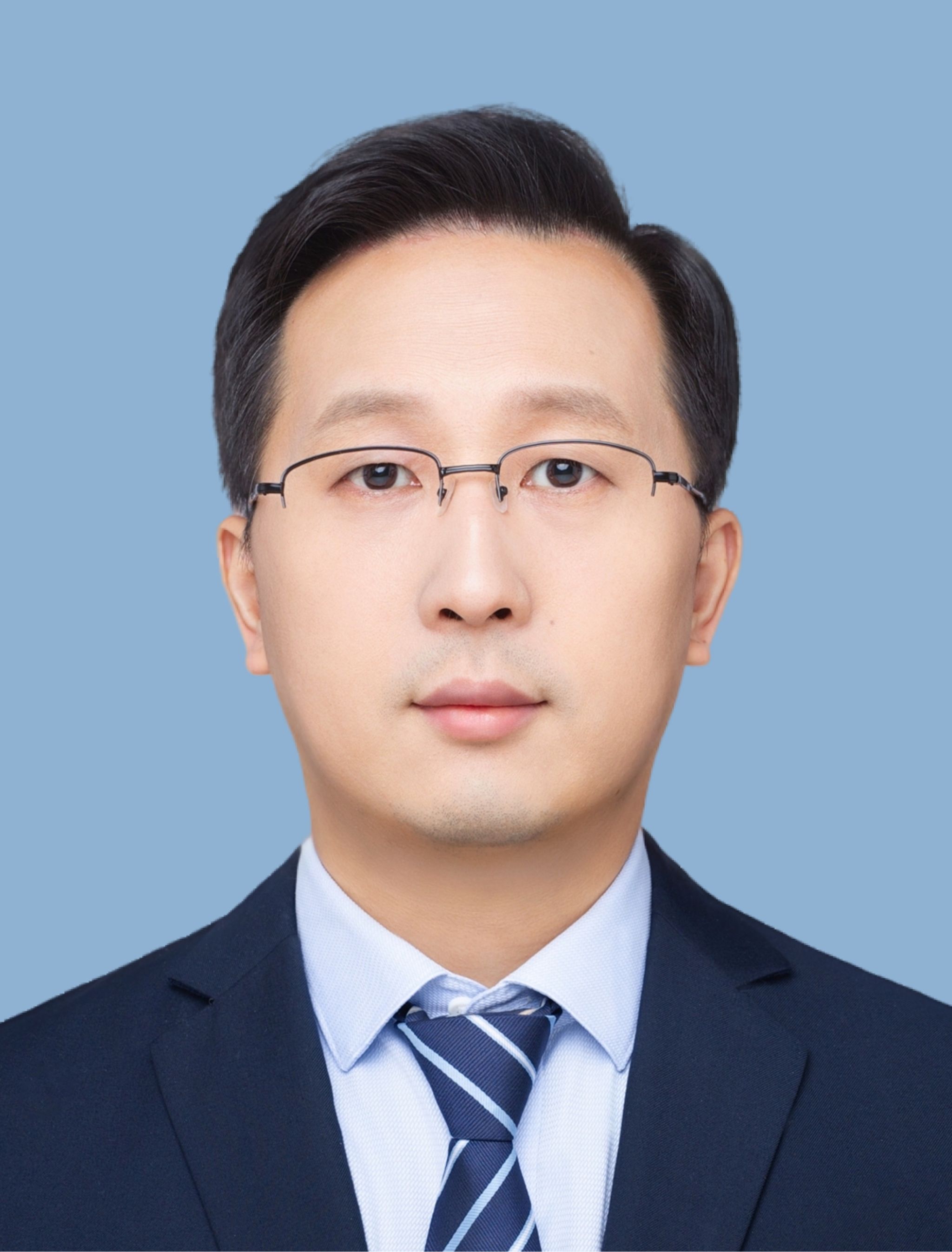 王向明