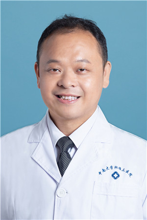 彭向東