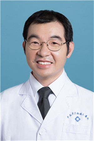 萬齊全