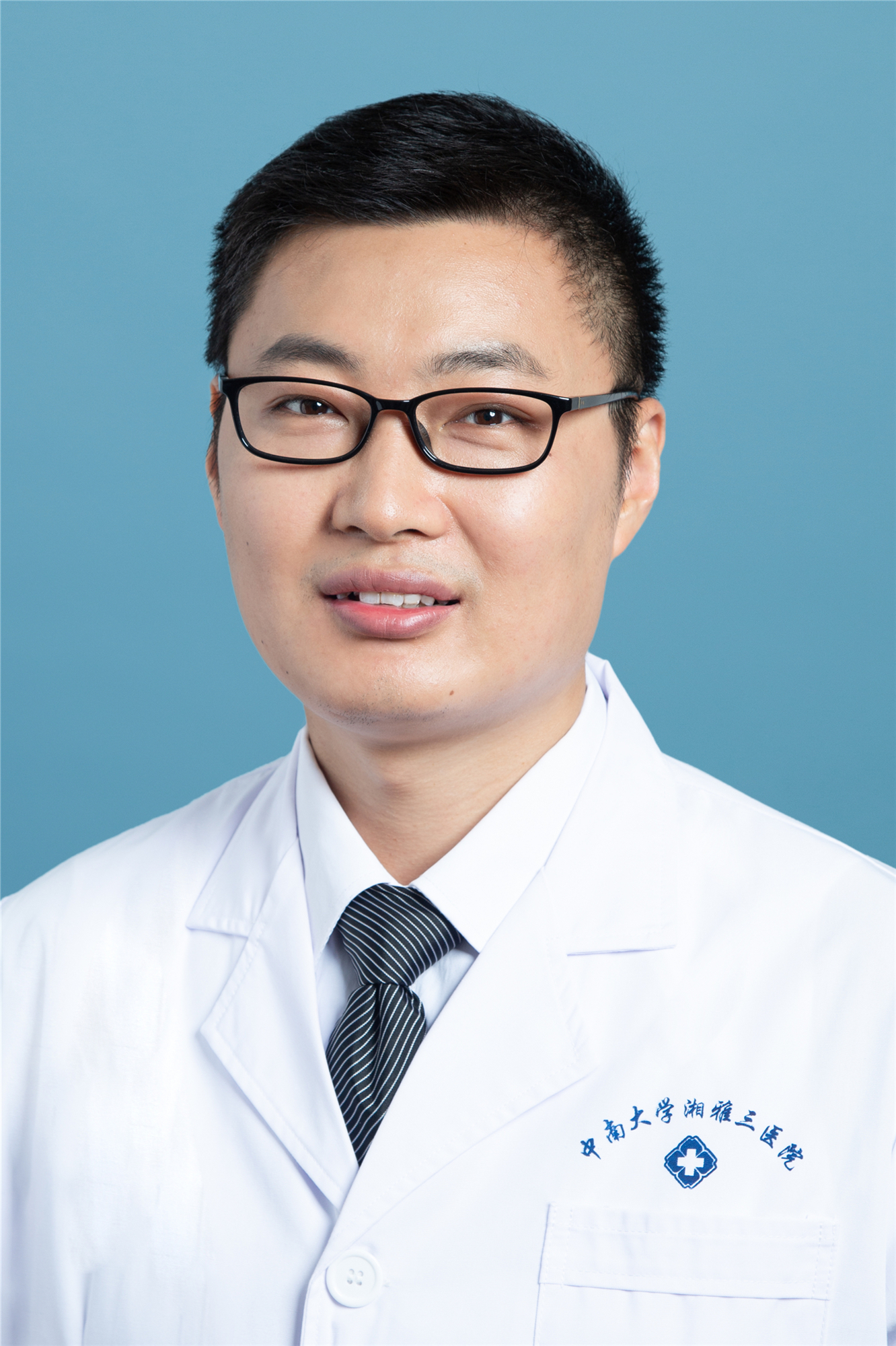 李亞勇