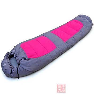 怎么选择羽绒睡袋 1437985277727.jpg