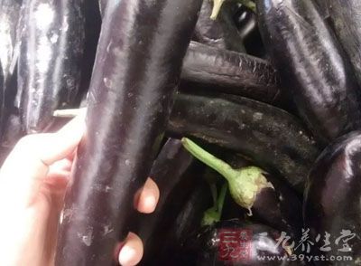 茄子怎么去皮最快最有效 1450756284735.jpg