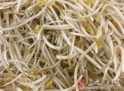 苏州查获4000斤"药水豆芽" 或用尿素泡制