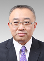 李伟