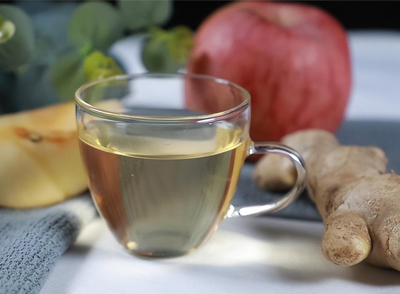 醋中的醋酸成分能够刺激胃酸分泌，增强肠胃蠕动，从而促进食物的消化和吸收