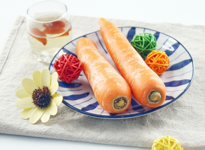 動物肝臟、胡蘿卜含視黃醇，對骨骺線(生長板)健康至關重要，但需注意肝臟每周不超過1次，避免維生素A過量