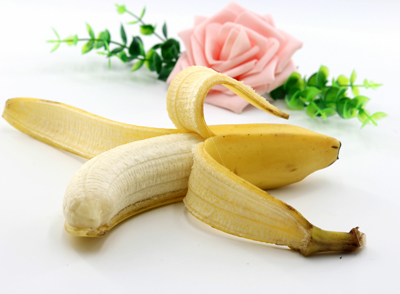 香蕉富含維生素B6、維生素C、鉀等營(yíng)養(yǎng)成分