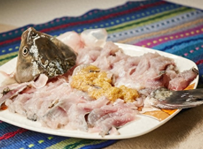 魚肉富含優(yōu)質(zhì)蛋白質(zhì)和不飽和脂肪酸，對寶寶大腦和視力發(fā)育有益
