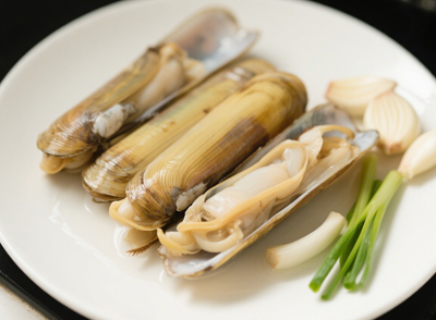 蟶子是一種含鐵量極高的貝類食物，每100克蟶子含鐵量約為33.6毫克