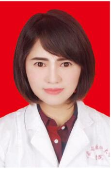 郭菁 