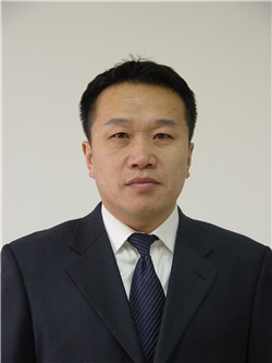 张占山