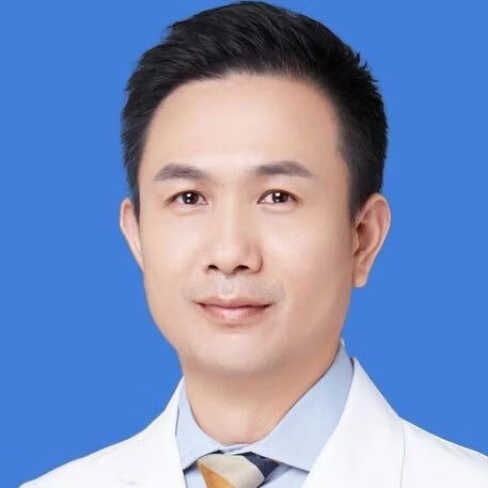 严玲玲 