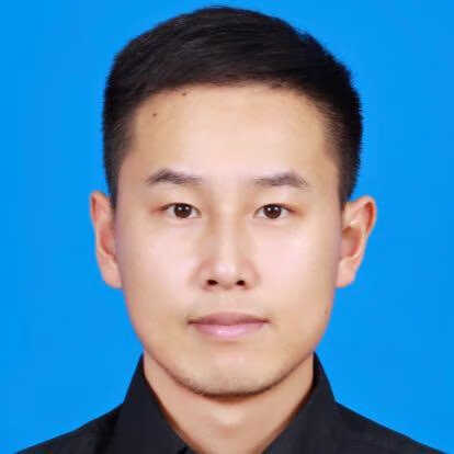 樊帆 