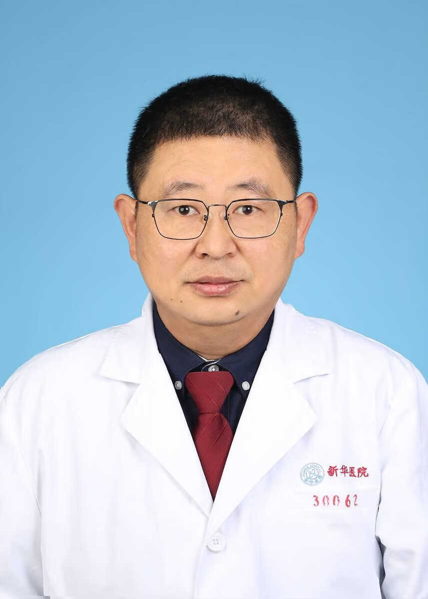 李斌 