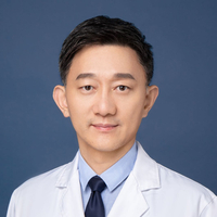 林明 