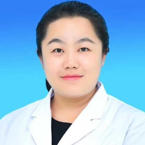 王丽媛 