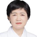 吴国英 