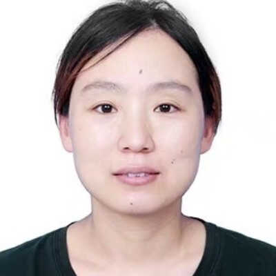 王艳娜 