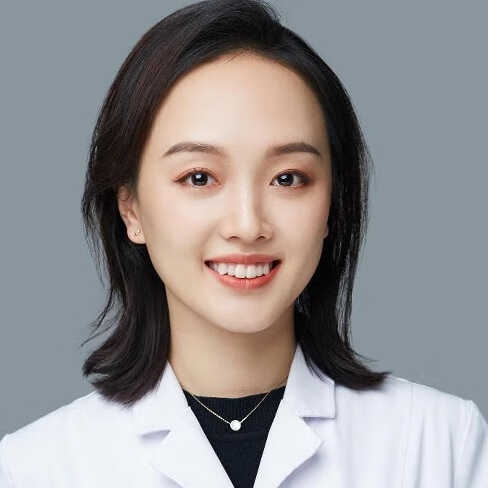 张心瑜 
