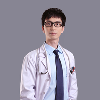 王洲冰 