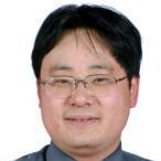 李洪 
