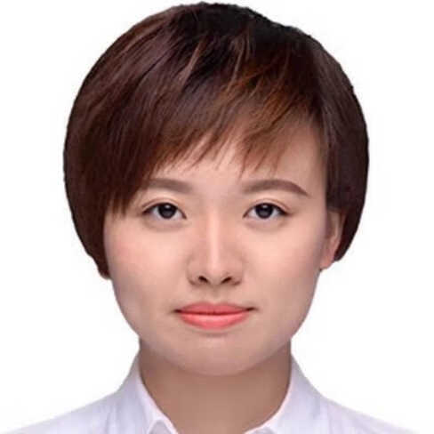 薛佳艺 