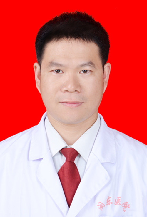 何孔炎 