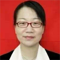 由新英 