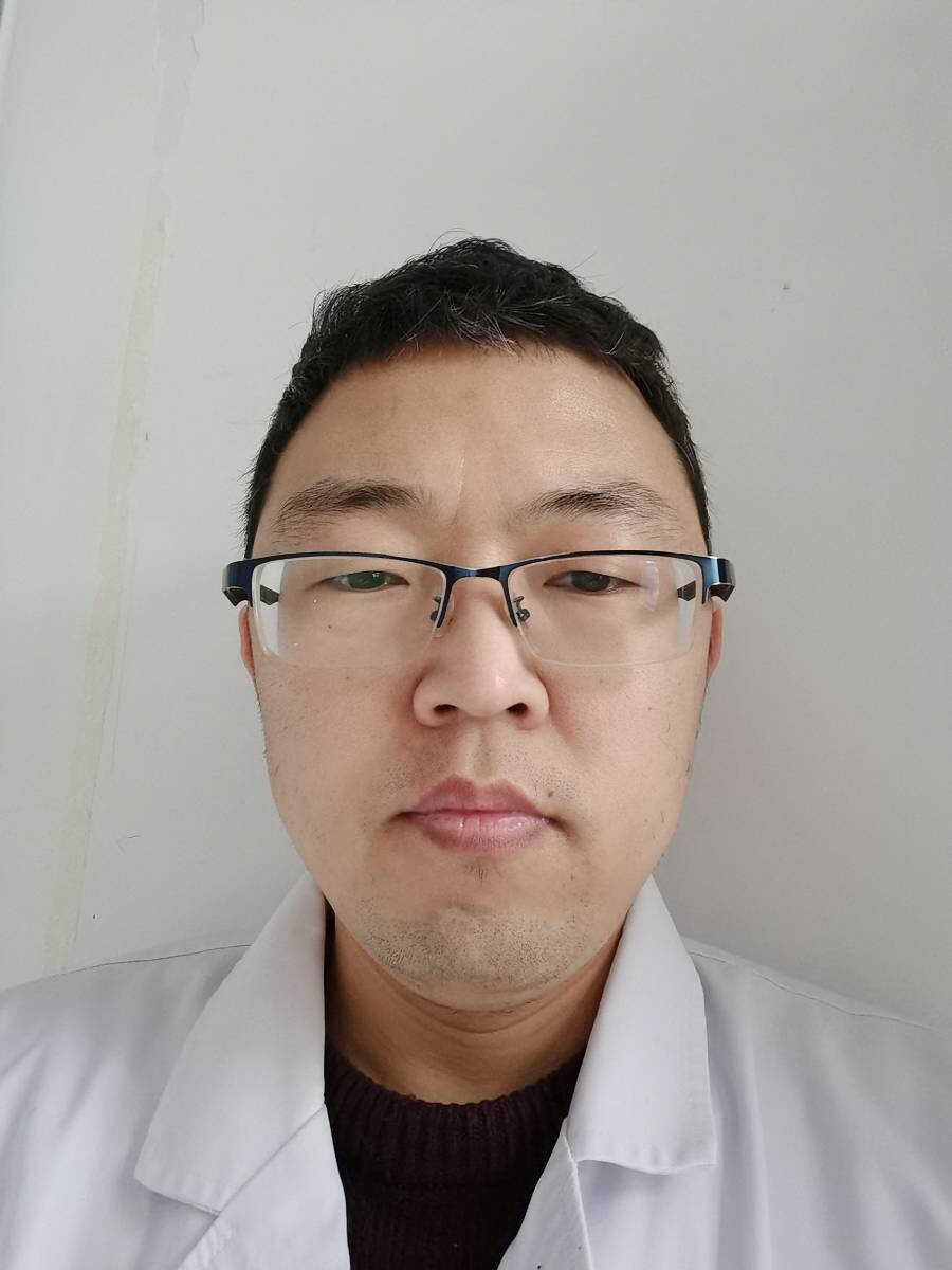 张传钊 