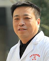 王世利 