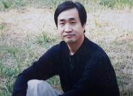 黄立新 