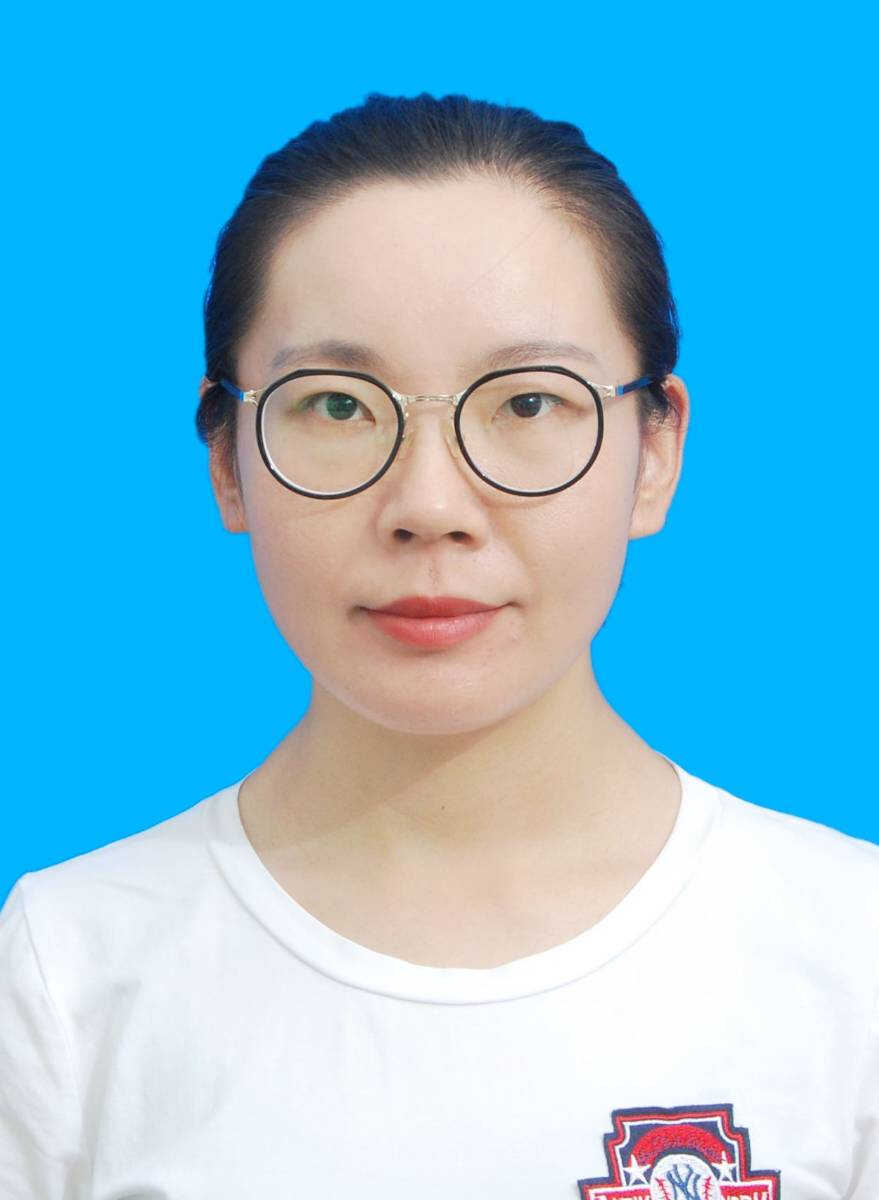 贾小璐 