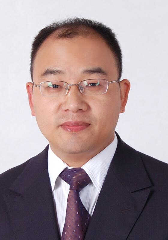 袁均 