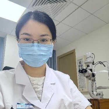 劉倍余 