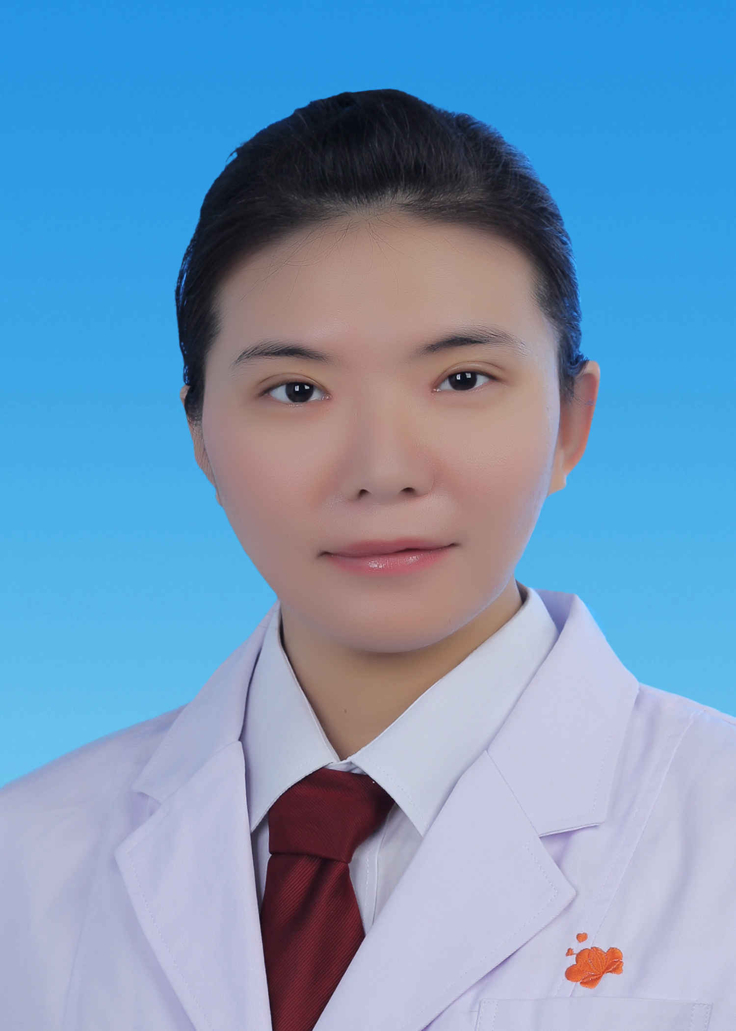 何麗 