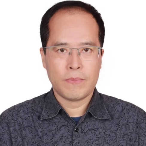 关小东 